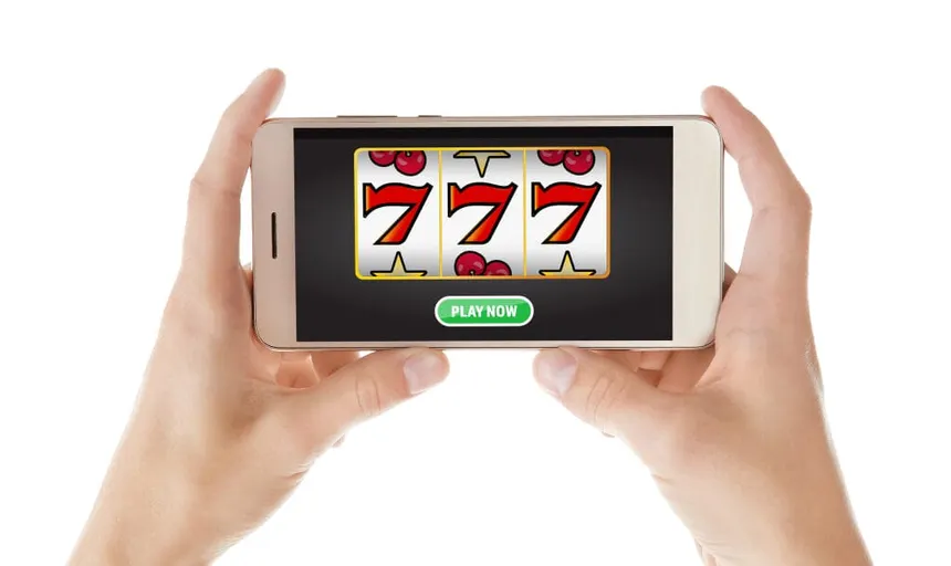 F8Bet Mobile Gaming: How to Play Online Casino Games on Your Phone